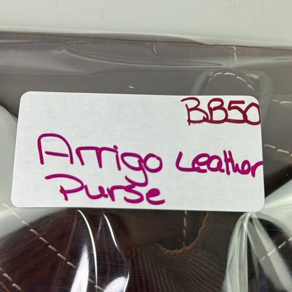 Arrigo Tan Leather Unisex Crossbody Bag Purse - Picture 9 of 9